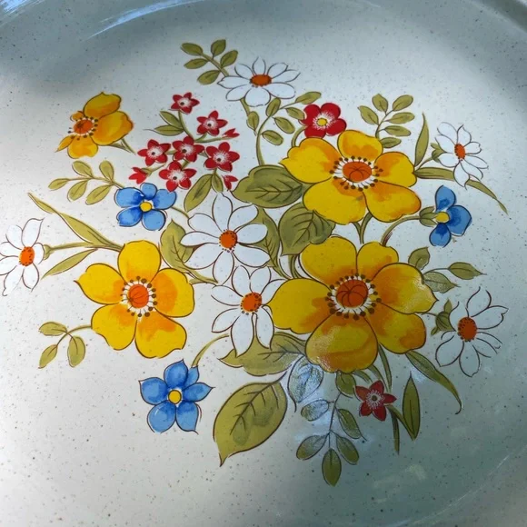 Vintage Stoneware Plate - Picture 3 of 3